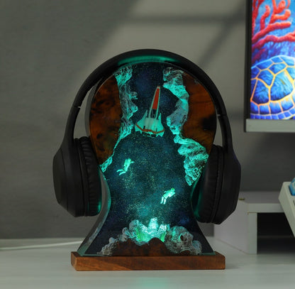 Astronaut Galaxy Headphone Stand Resin Lamp