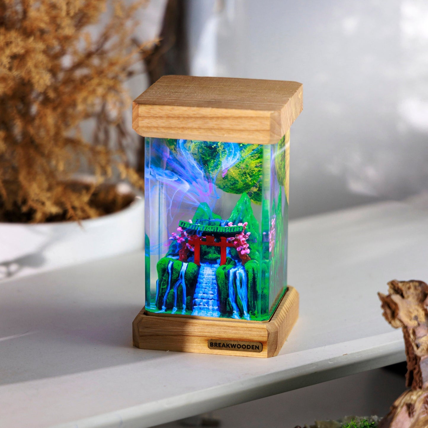 Torri Gate Resin Lamp