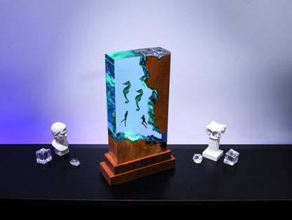 Sea Horse in Deep Sea Epoxy Resin Lamp