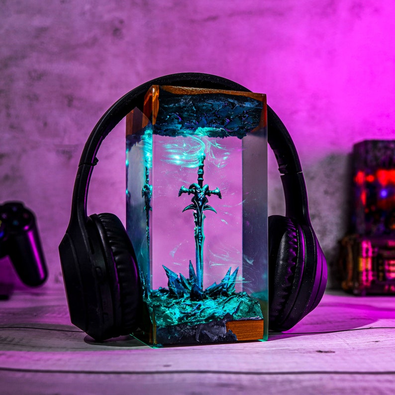 King Sword Night Light War Sword Headphone Stand