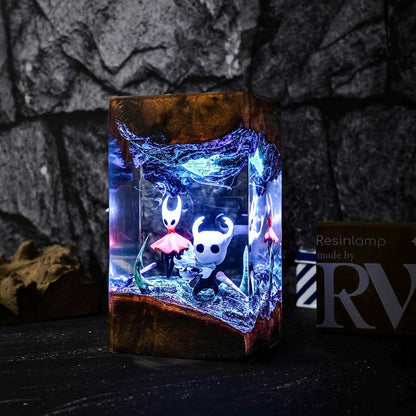 Hollow Knight and Hornet Greenpath Resin Lamp