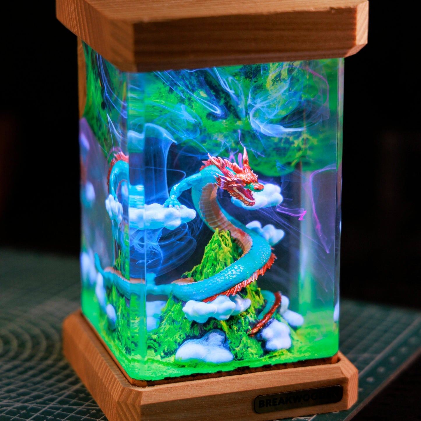 Mythology Dragon Resin Lamp