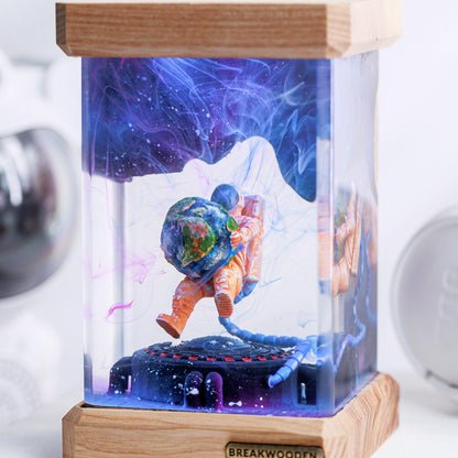 Astronaut Interstellar Resin Epoxy Lamp