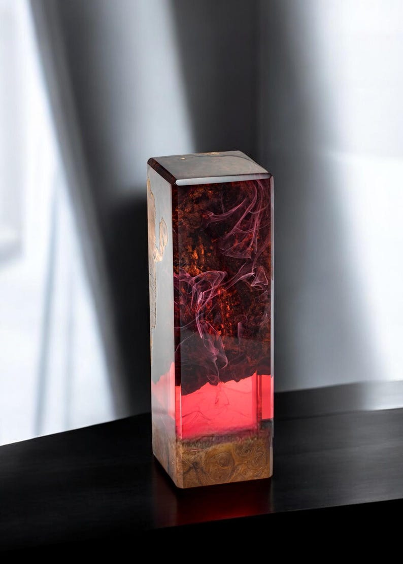 DEEP RED OCEAN Resin Epoxy Lamp