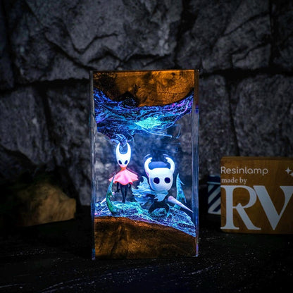 Hollow Knight and Hornet Greenpath Resin Lamp