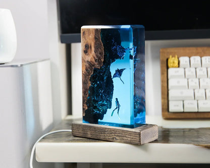 RECTANGLE DEEP RAY SEA – EPOXY LAMP