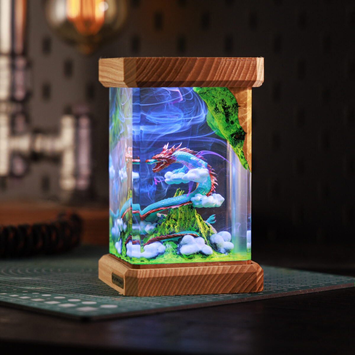 Mythology Dragon Resin Lamp