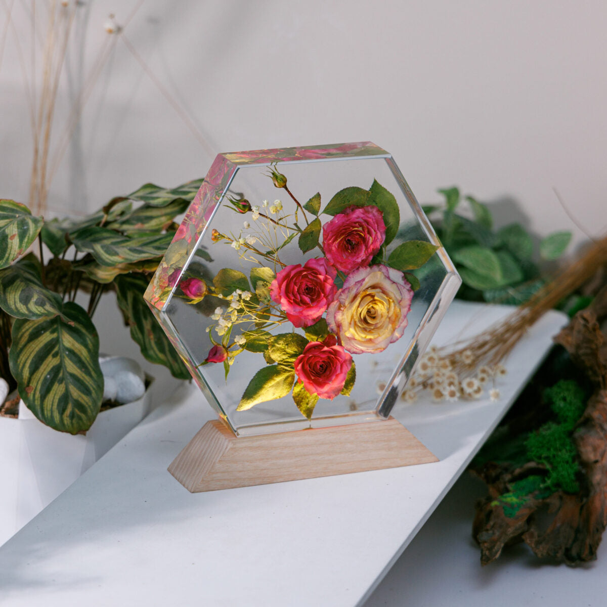 Rose Flower Resin Lamp