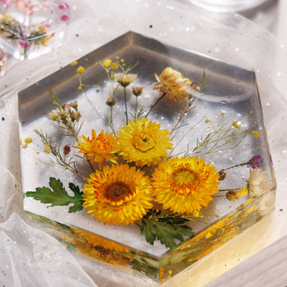 Golden Daisy Flower Resin Lamp