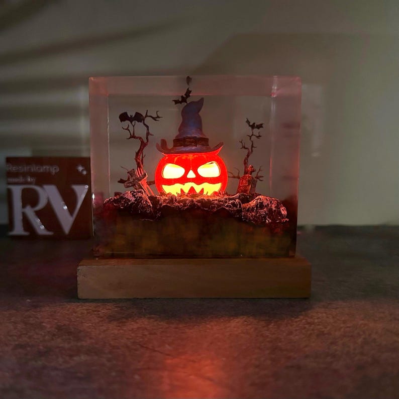 Pumpkin Halloween Resin Lamp