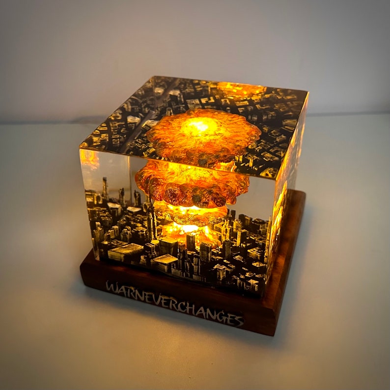 Explosion Atomic Bomb Resin Lamp