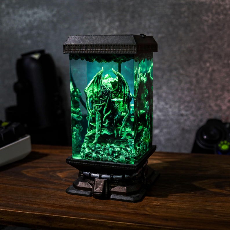 Cthulhu Resin Lamp