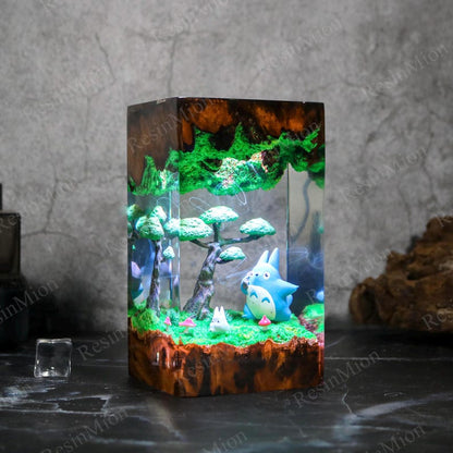 FAMOUS ANIME Resin Lamp