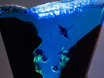 TRIANGLE SEA LAMP – EPOXY LAMP